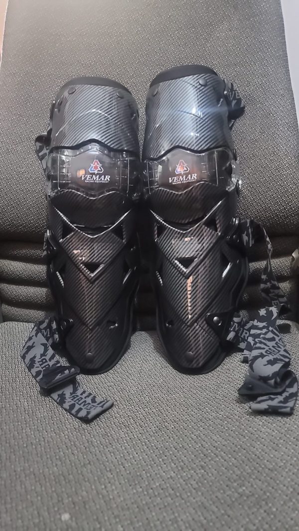 VEMAR Motocross Motorcycle Knee Guards Pads Carbon fiber Leg Protection