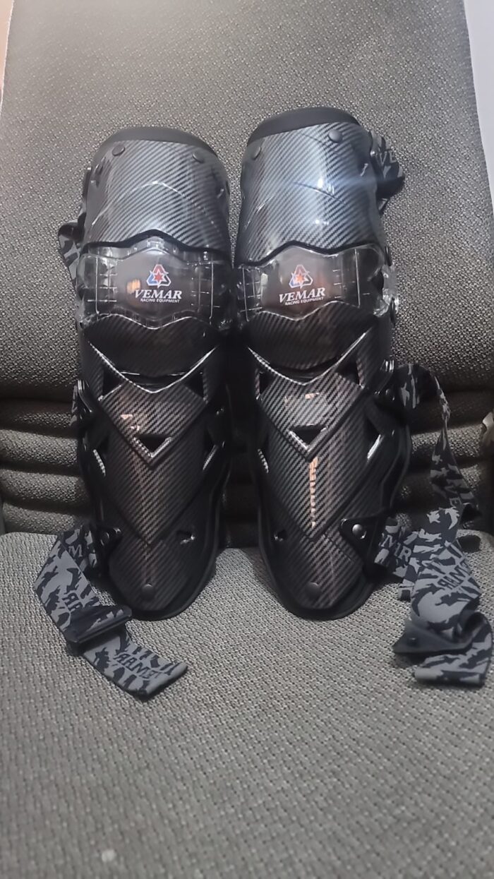 VEMAR Motocross Motorcycle Knee Guards Pads Carbon fiber Leg Protection