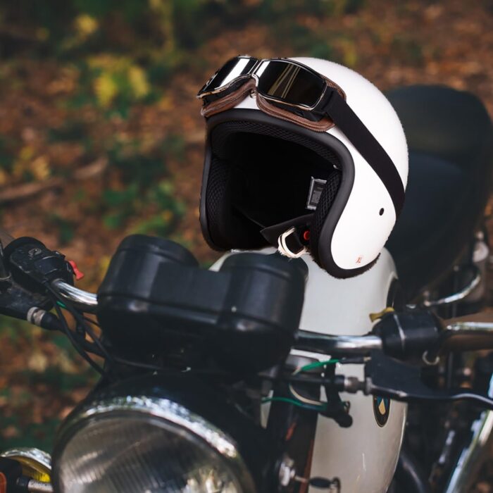 Universal Motorcycle Vintage Cafe Racer Bike Glasses Windproof Helmet Sunglasses Retro Folding Leather Retro goggles Accessories